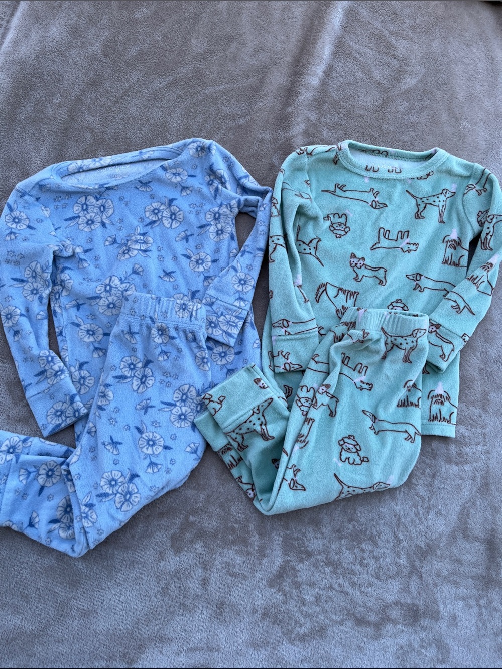 Girls Cat & Jack Fleece Pajama Bundle, Size 18 Months